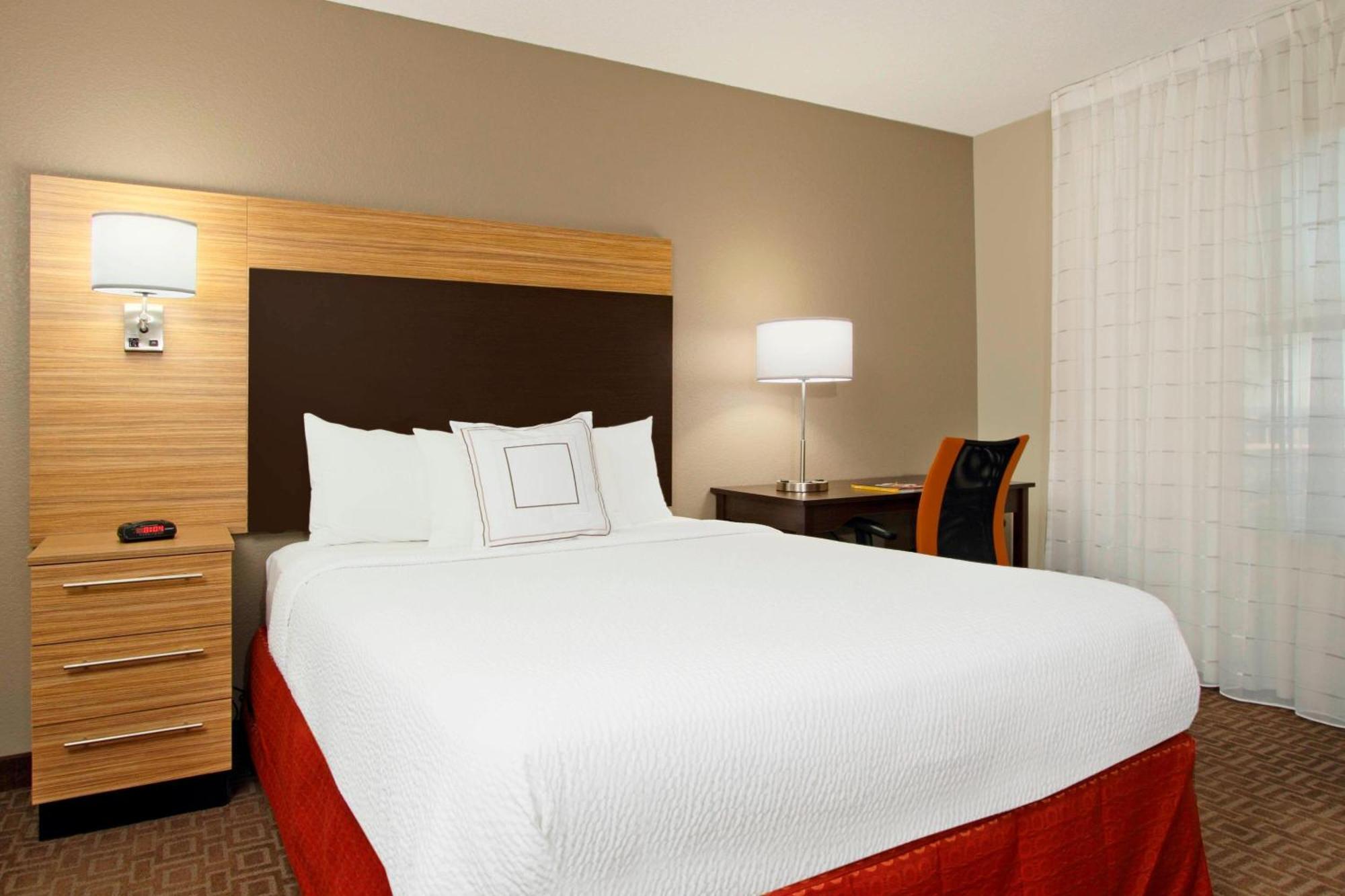Towneplace Suites Fort Worth Southwest Tcu Area Exterior photo